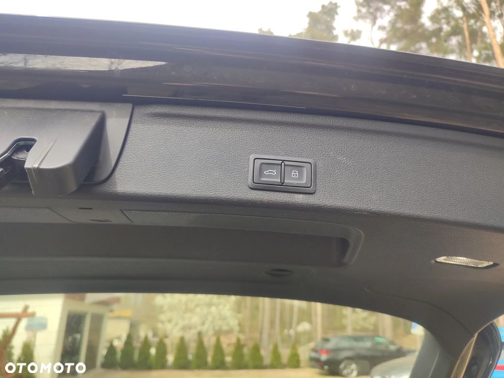 Audi A4 Avant 2.0 TDI DPF multitronic Attraction - 36