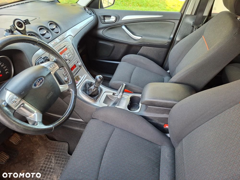 Ford S-Max - 5