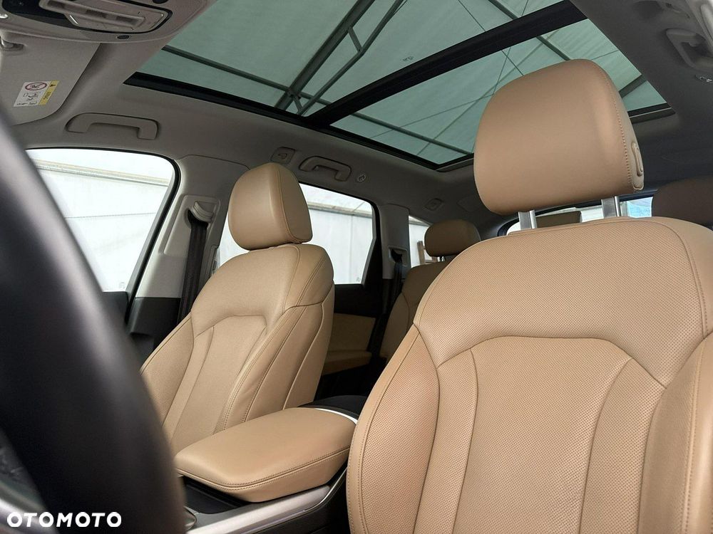 Audi Q7 - 12