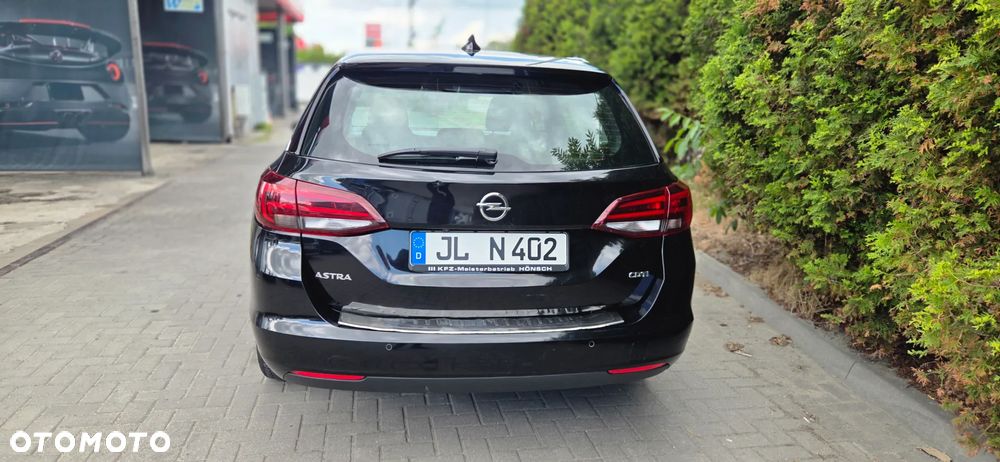 Opel Astra 1.6 D (CDTI) Start/Stop Innovation - 11