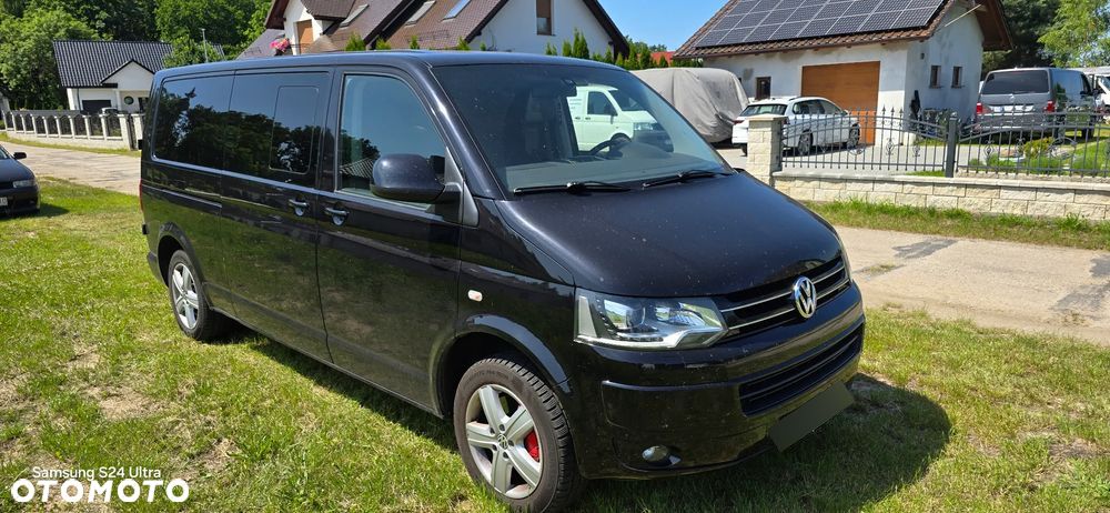 Volkswagen Caravelle - 1