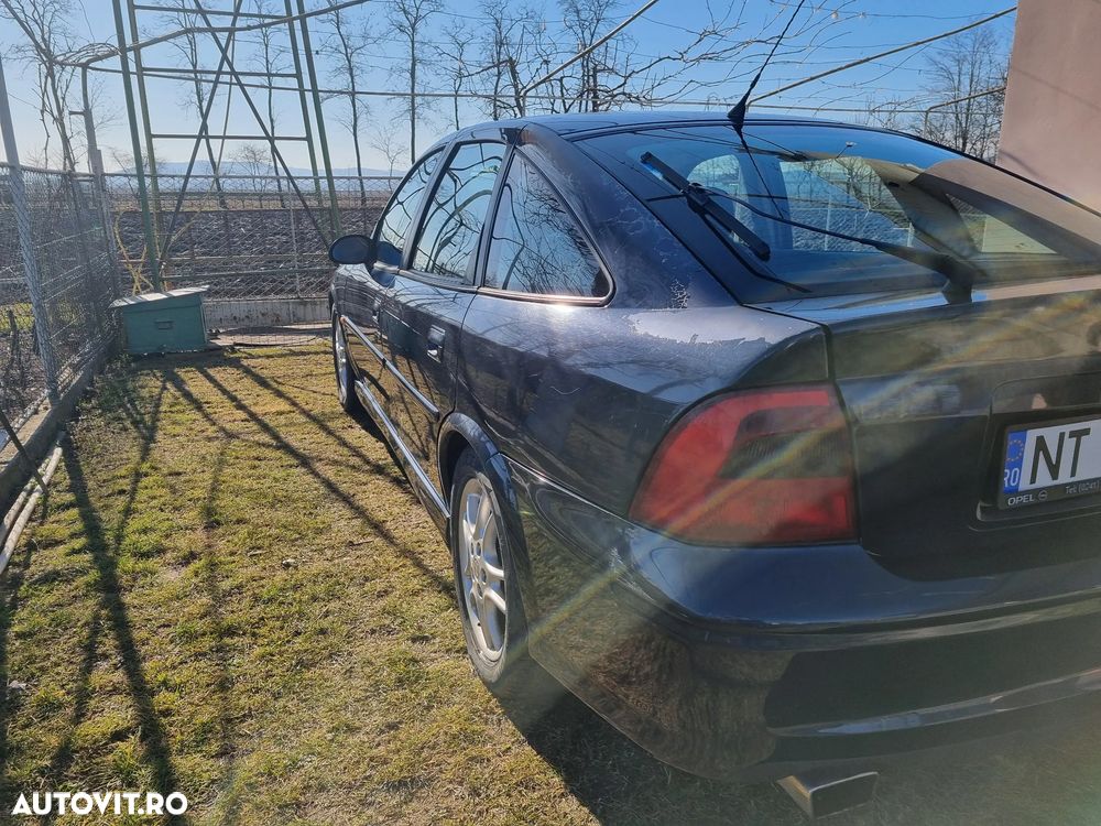 Opel Vectra - 8