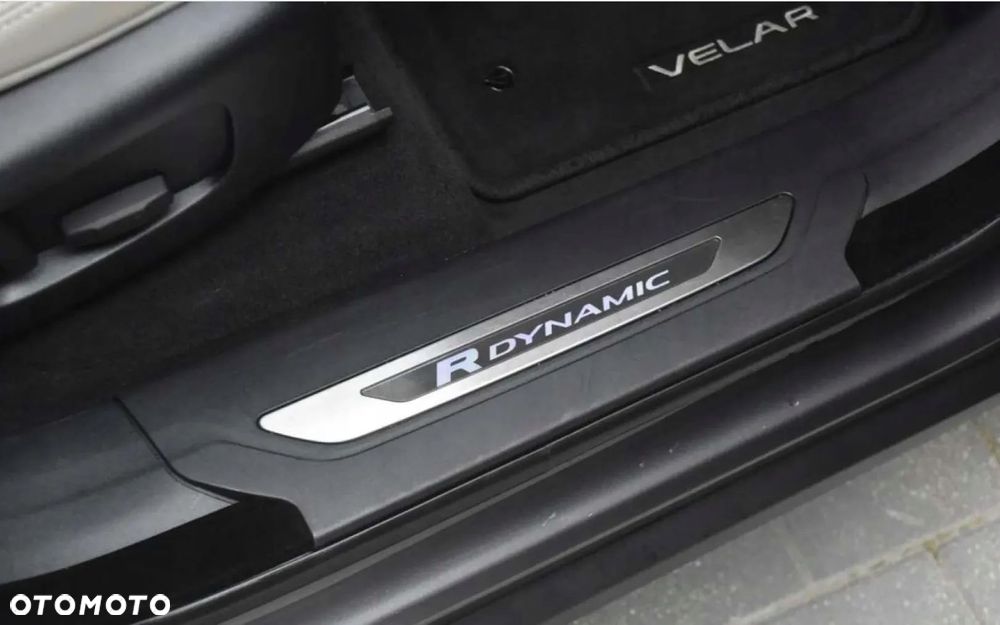 Land Rover Range Rover Velar 2.0 Si4 GPF R-Dynamic SE - 22