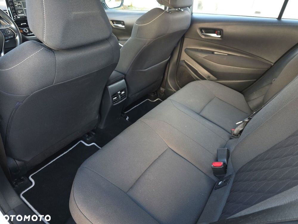 Toyota Corolla 1.8 Hybrid Comfort - 12
