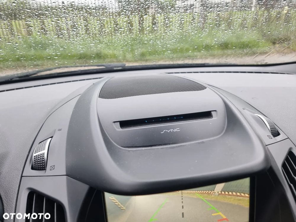 Ford Kuga 2.0 TDCi 4x4 Black & Silver - 27