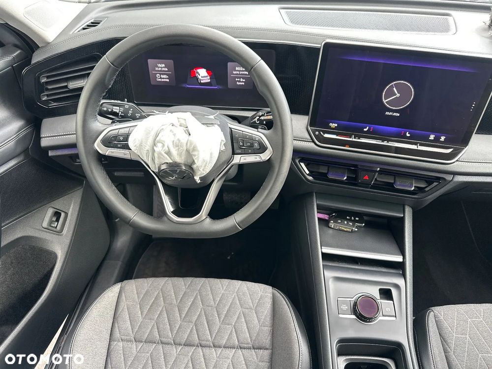 Volkswagen Tiguan - 37