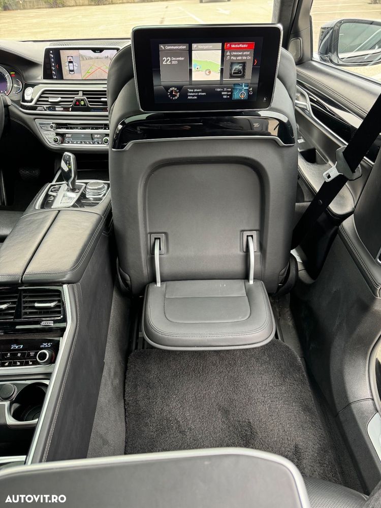 BMW Seria 7 750Ld xDrive - 11
