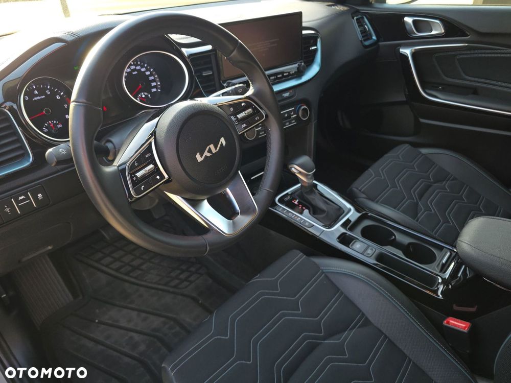 Kia XCeed 1.6 T-GDI Tribute DCT - 10