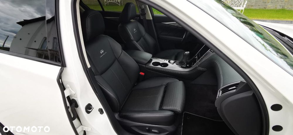 Infiniti Q50 - 8