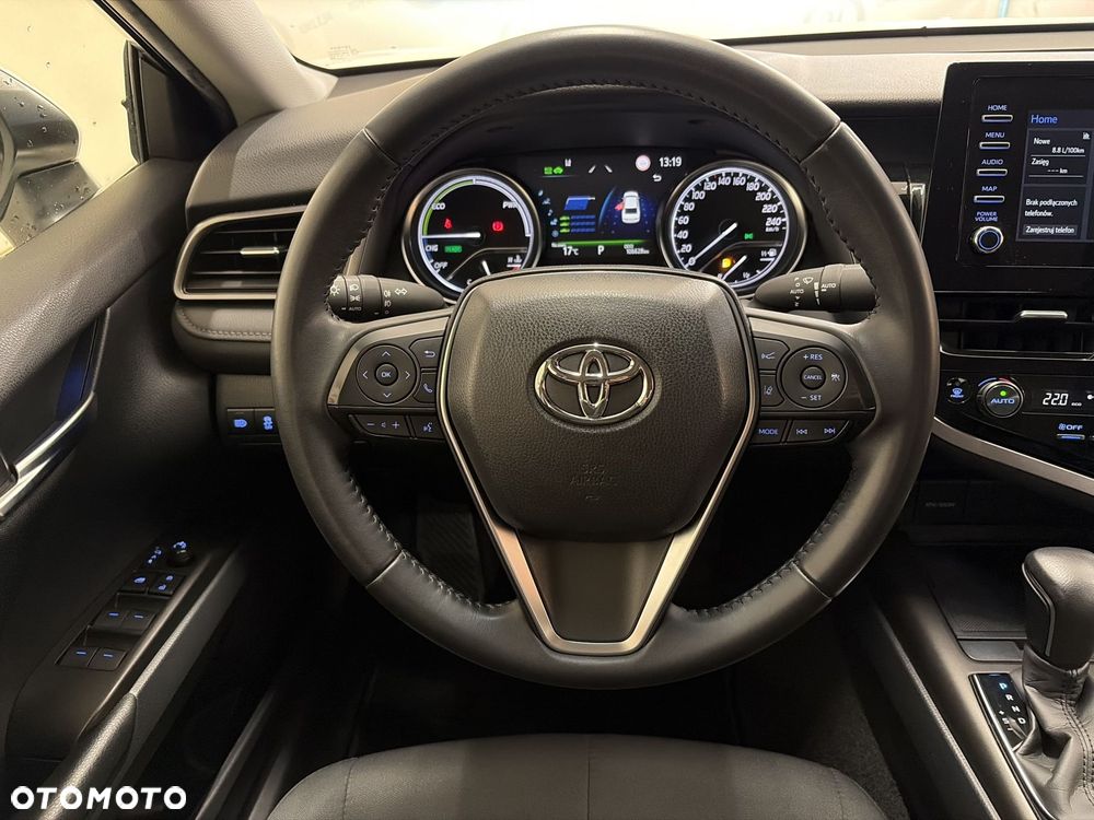 Toyota Camry 2.5 Hybrid Comfort CVT - 12