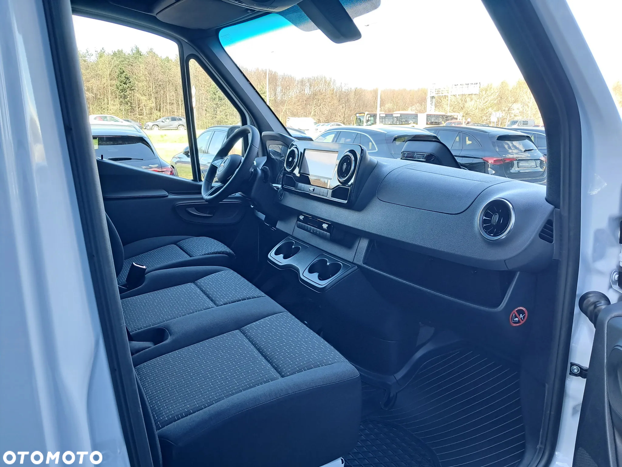 Mercedes-Benz Sprinter 317 CDI Furgon PRO długi 4325 mm L3H2 - 15