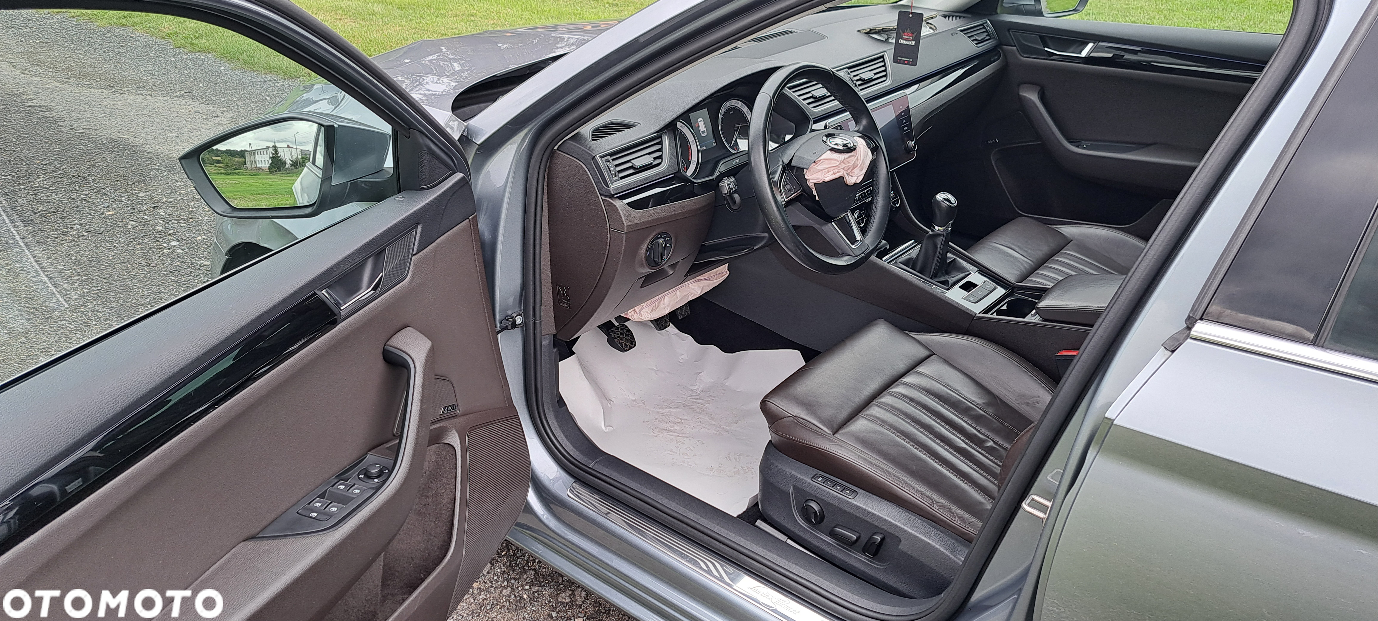 Skoda Superb Combi 2.0 TDI L&K - 21