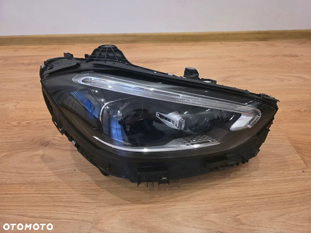 Lampa Lewy Przód MERCEDES-BENZ klasa C - 1