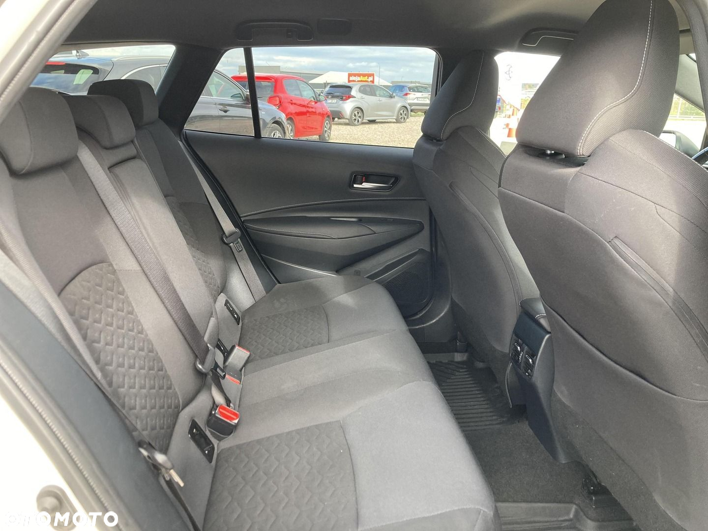 Toyota Corolla - 11