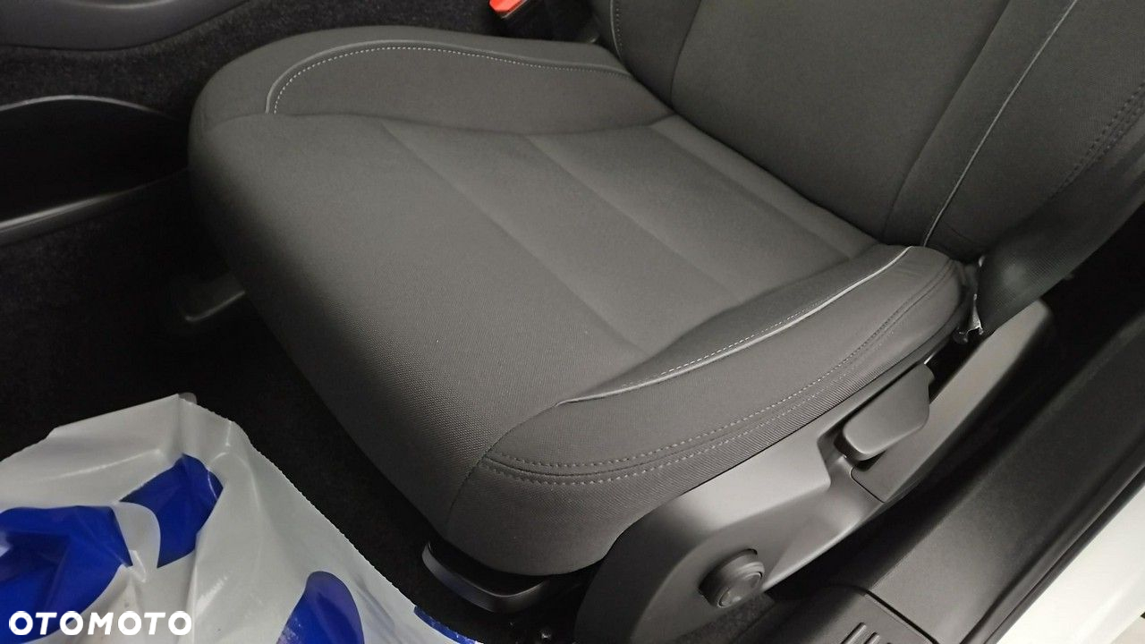 Volvo XC 40 T3 Momentum Pro - 12