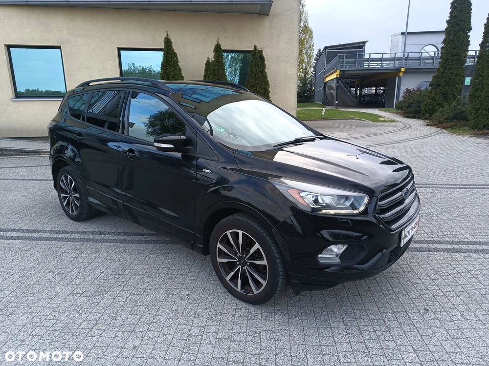 Ford Kuga - 1