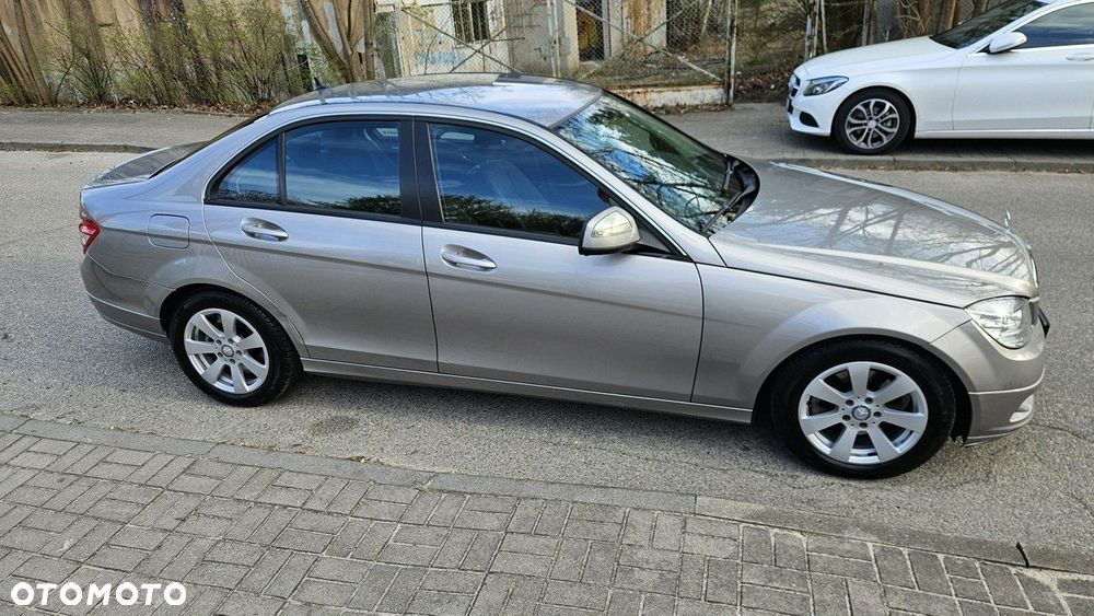 Mercedes-Benz Klasa C 220 CDI Classic - 6