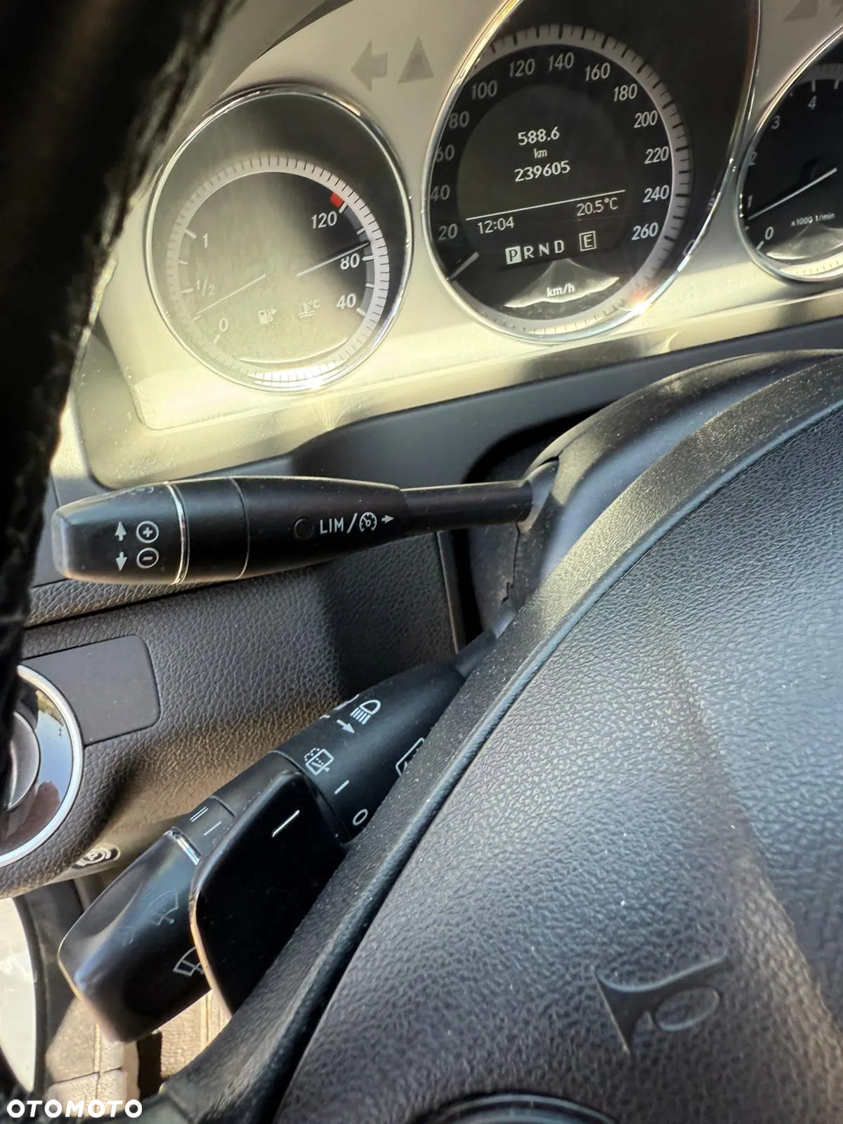 Mercedes-Benz Klasa C 180 T CGI Automatik BlueEFFICIENCY Avantgarde - 22