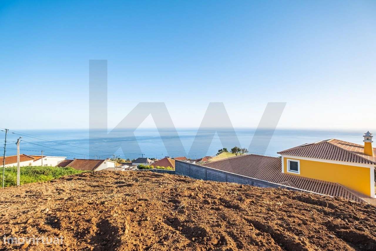 Terreno Plano 1.190m2 nos Prazeres, Calheta: Vista Mar, 2 Estradas e P - Grande imagem: 2/27