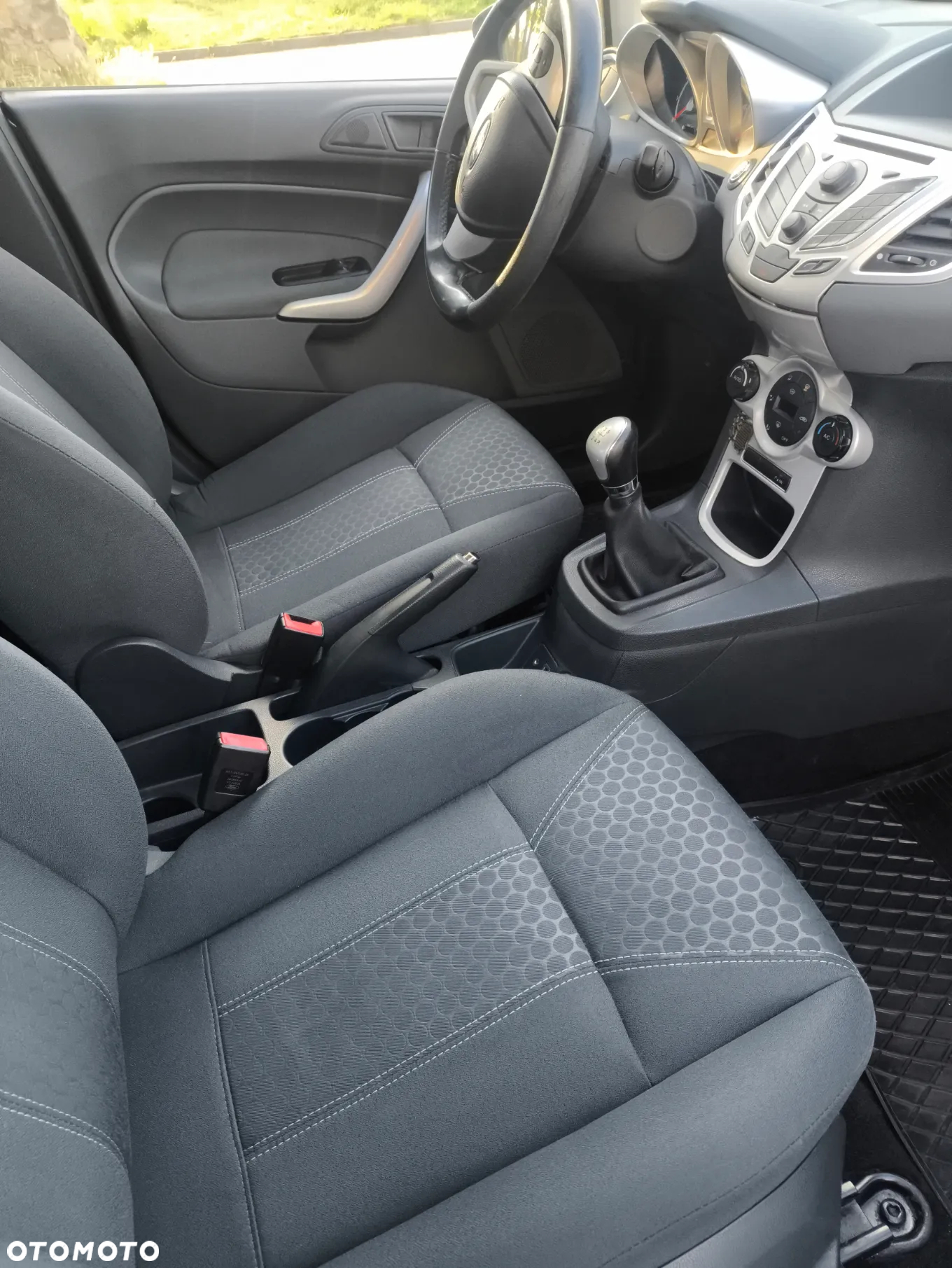 Ford Fiesta 1.4 Titanium EU5 - 18