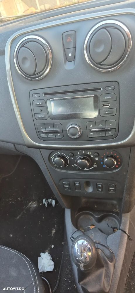 Cutie viteze manuala 5+1 trepte motor TCe 0.9 benzina 90cp Dacia Logan MCV 2 H4B - 3