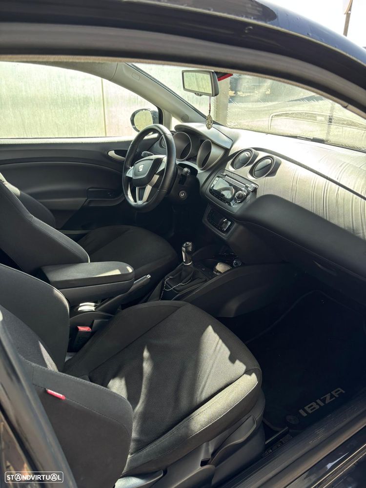 SEAT Ibiza SC 1.6 TDi Sport DPF - 8