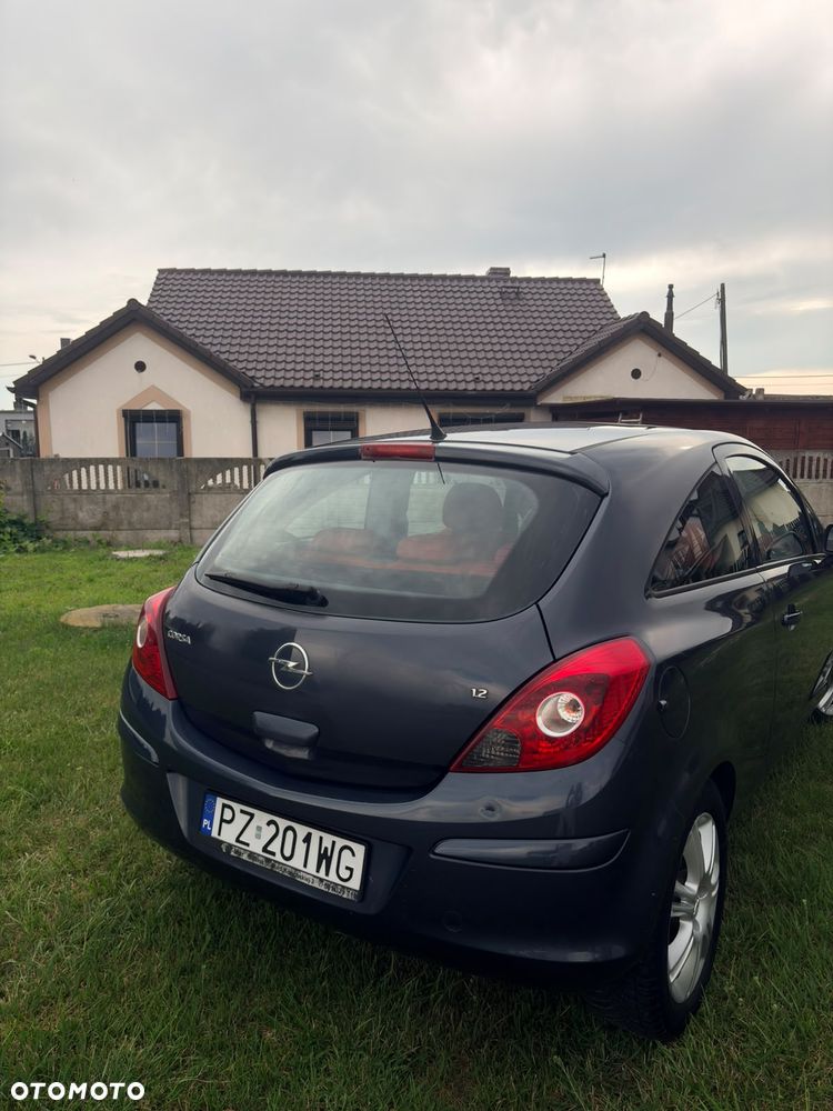 Opel Corsa 1.2 16V Enjoy - 8