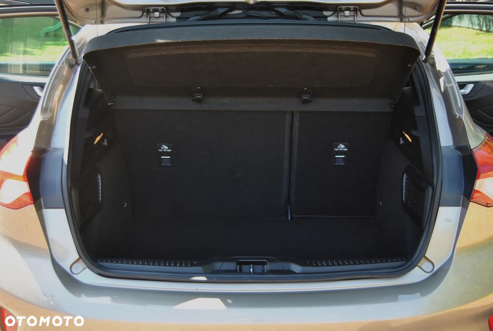 Ford Focus 1.5 EcoBlue Start-Stopp-System ST-LINE STYLE - 15