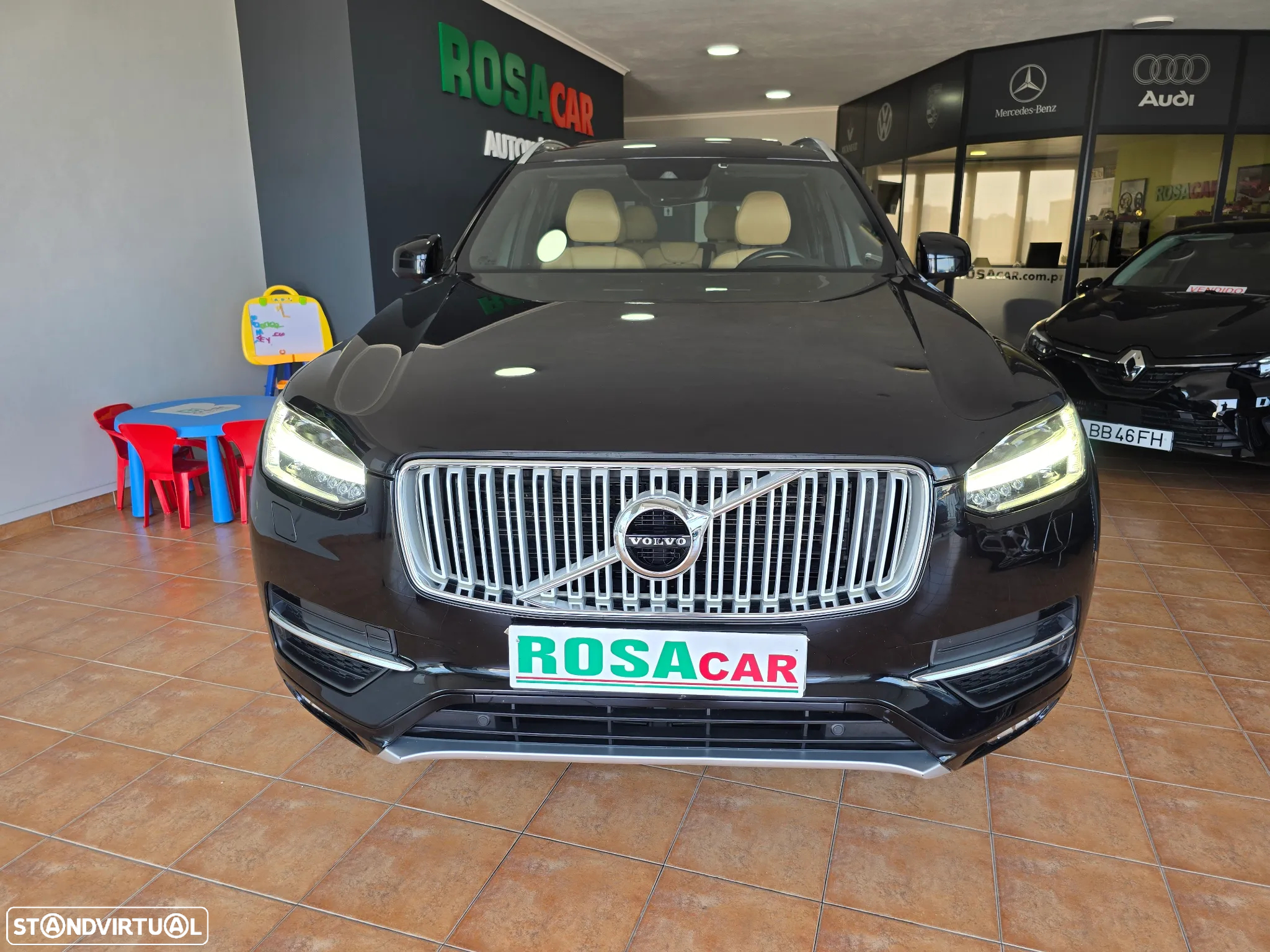 Volvo XC 90 2.0 D4 Inscription - 2