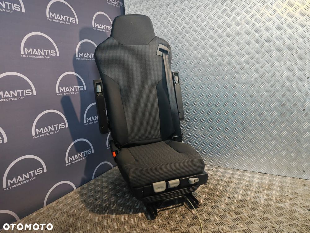 FOTEL KIEROWCY PNEUMATYCZNY ISRI MAN TGX TGA TGS TGL TGM - 3