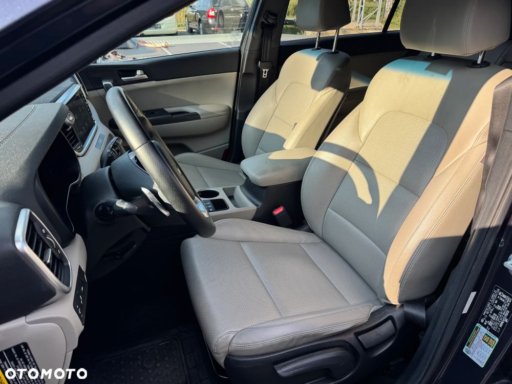 Kia Sportage - 11