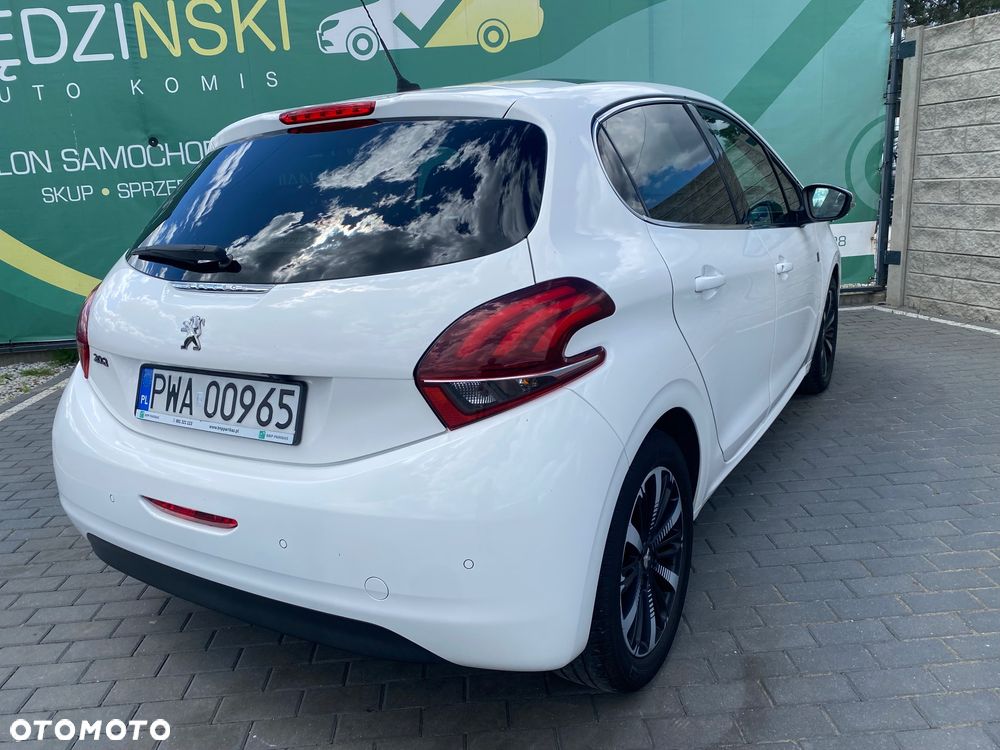 Peugeot 208 PureTech 82 Start & Stop Allure - 4