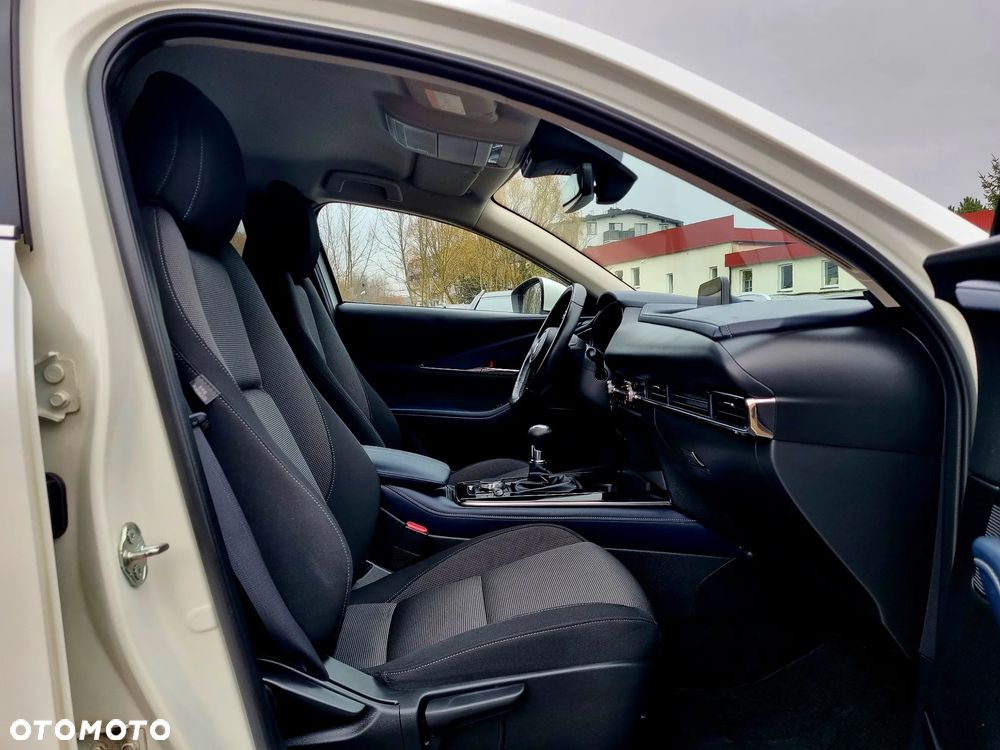 Mazda CX-30 SKYACTIV-X 2.0 M-Hybrid - 11