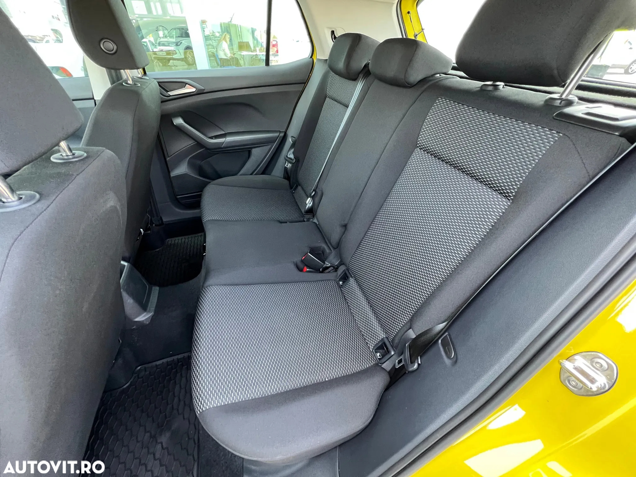 Volkswagen T-Cross 1.0 TSI Base - 12