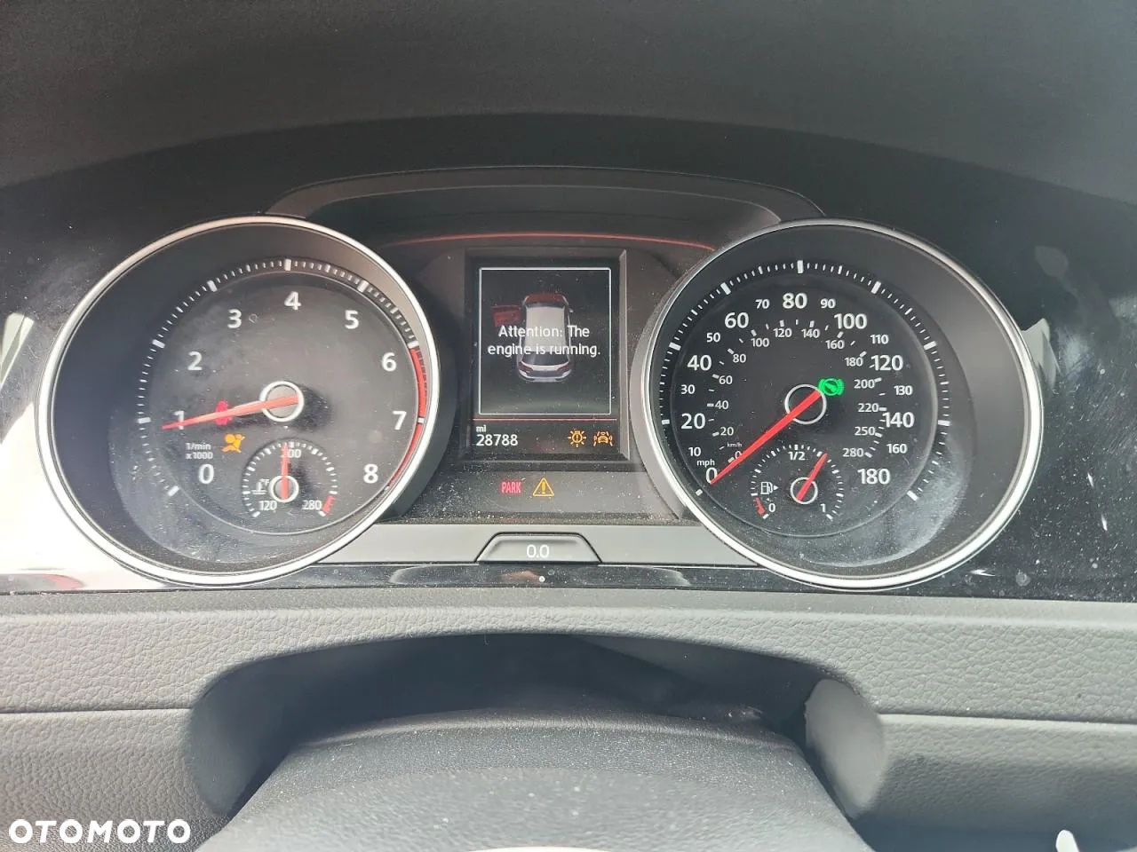 Volkswagen Golf GTI (BlueMotion Technology) DSG - 11