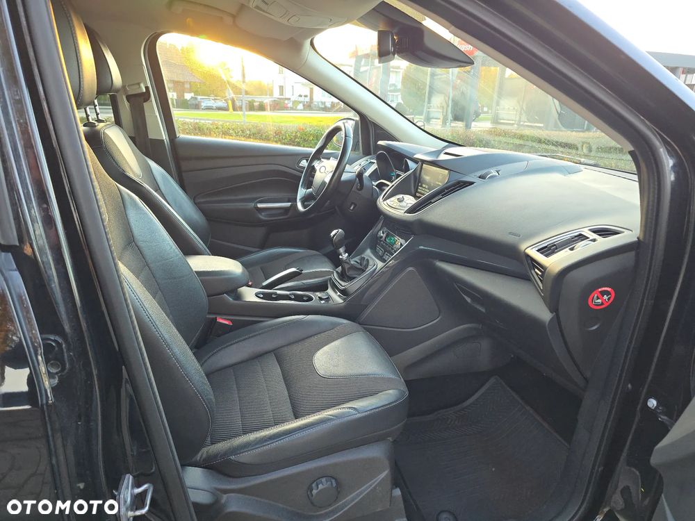 Ford Kuga - 14