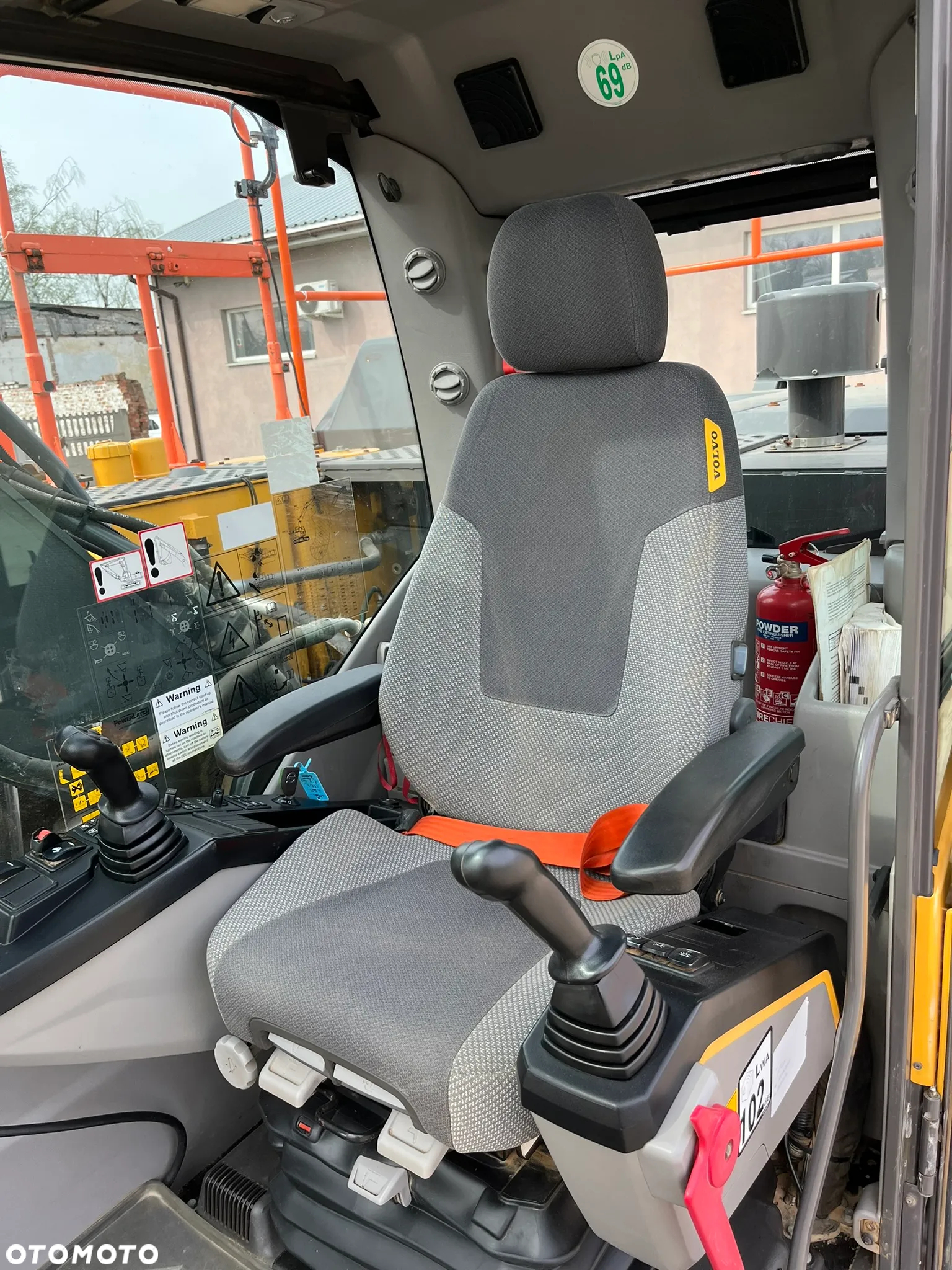 Volvo EC220EL - 18