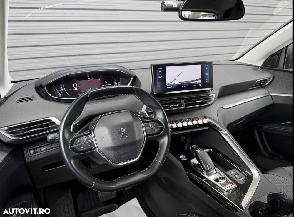 Peugeot 3008 - 11