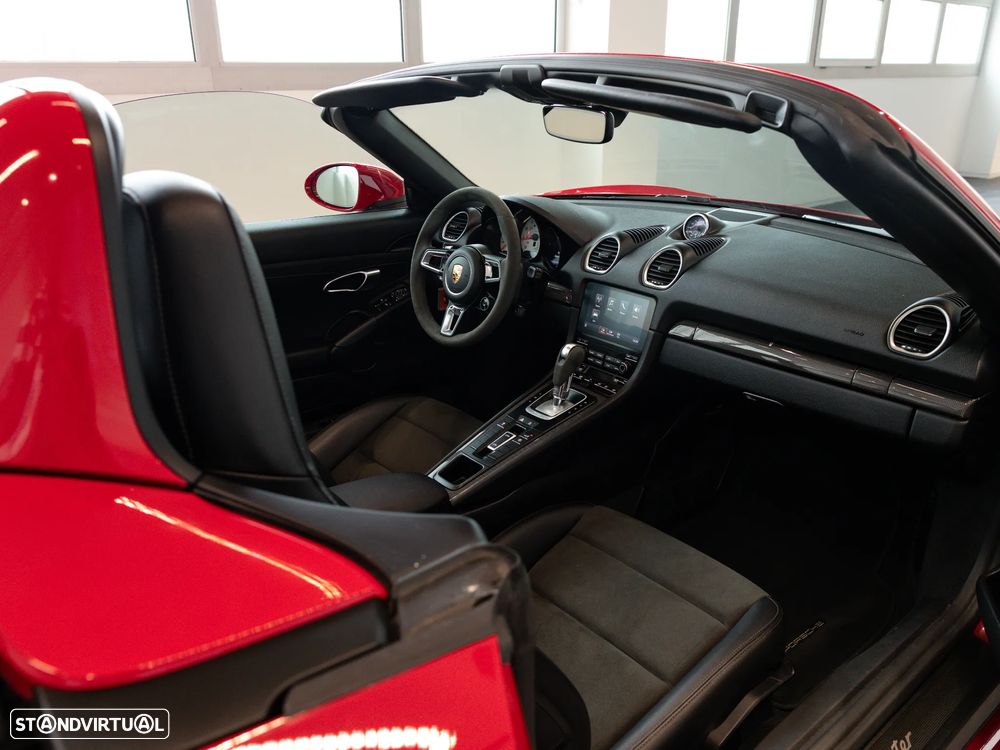 Porsche 718 Boxster 2.0 PDK - 36