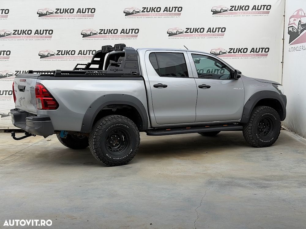 Toyota Hilux 4x4 Double Cab M/T Comfort - 6