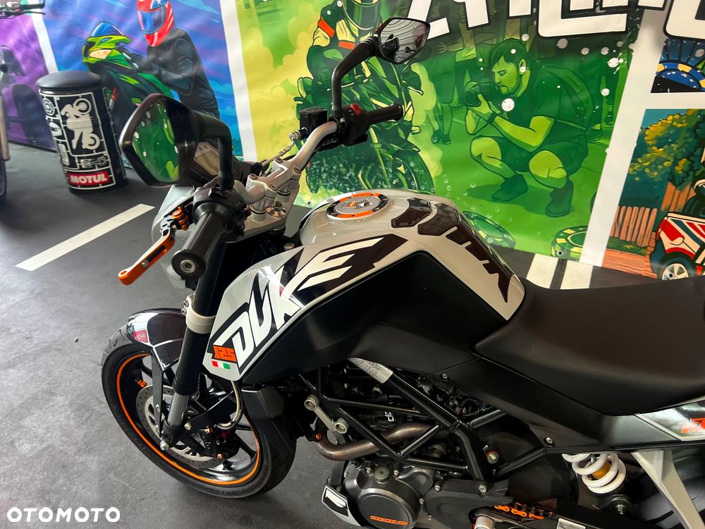 KTM Duke - 19