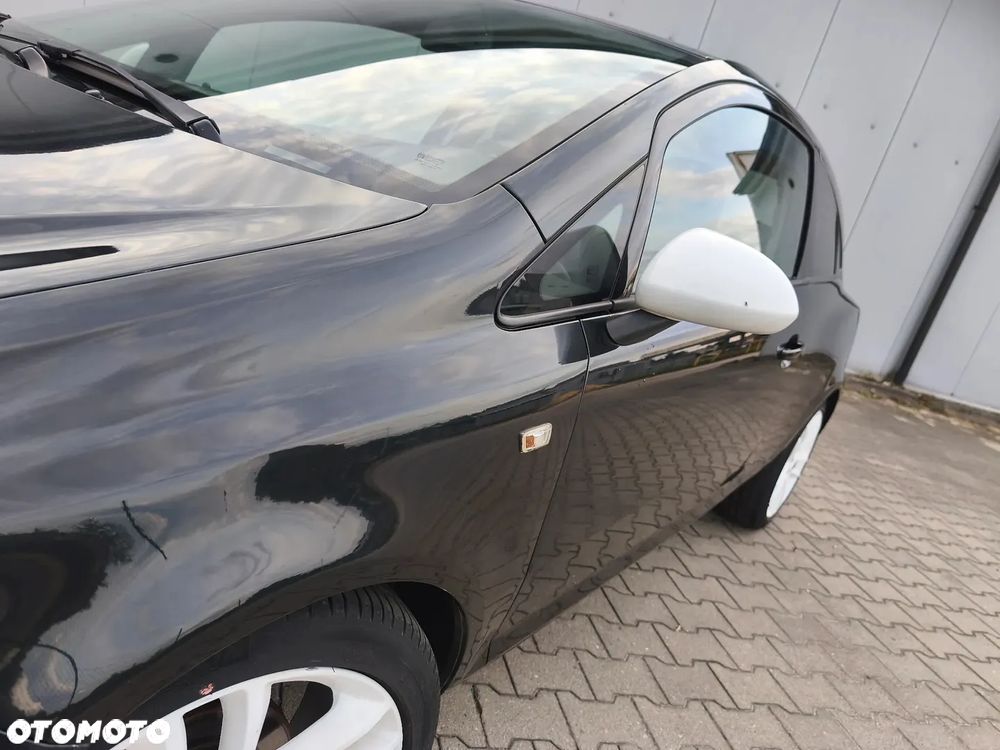 Opel Corsa 1.4 16V Color Edition - 12