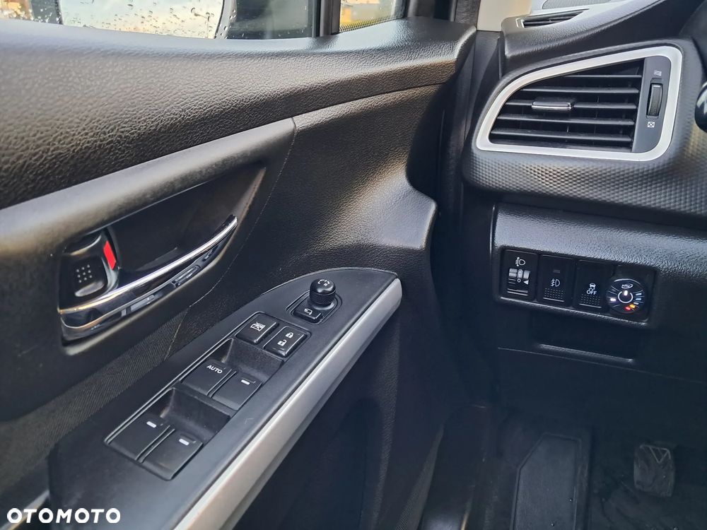 Suzuki SX4 S-Cross 1.6 Comfort - 31