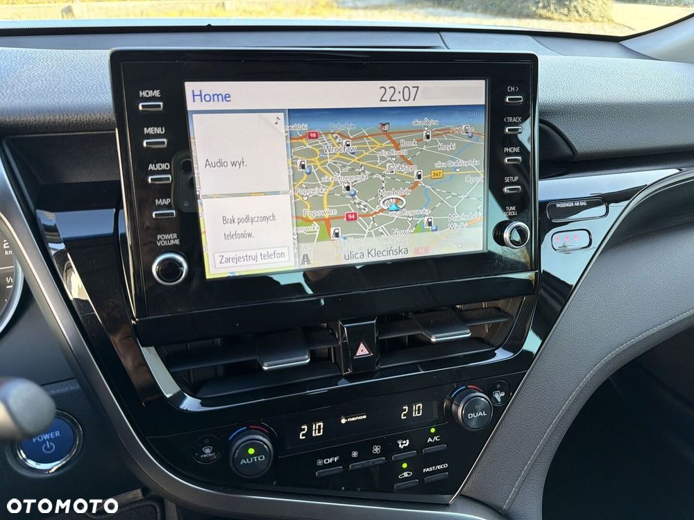 Toyota Camry 2.5 Hybrid Executive CVT - 18