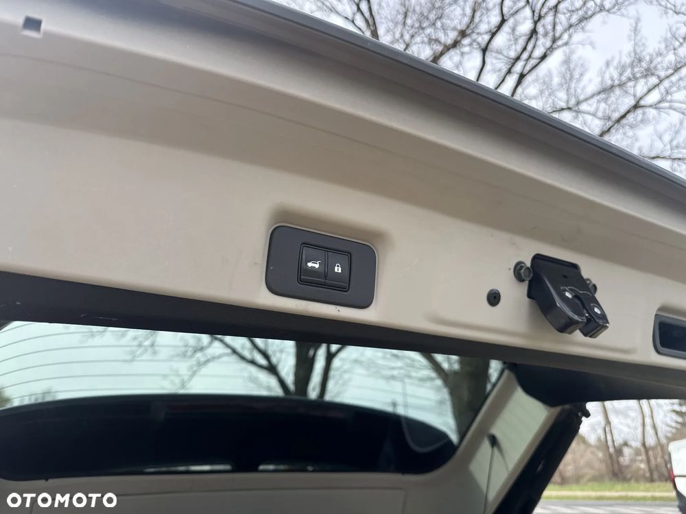 Nissan Ariya 63kWh Advance - 19