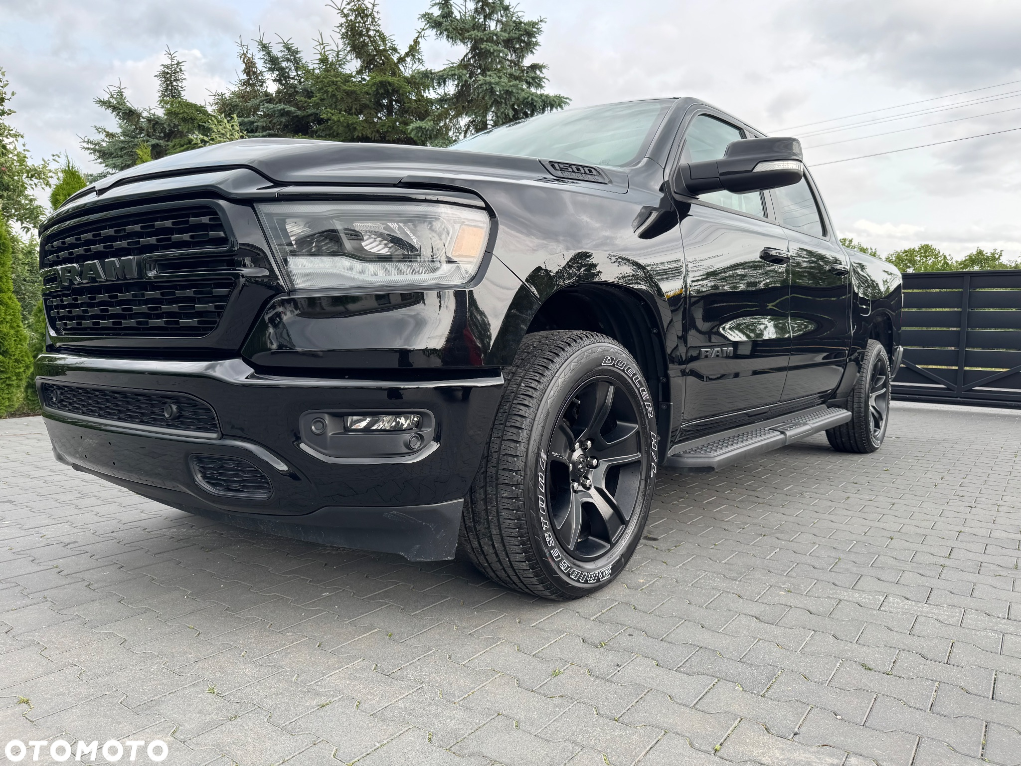 Dodge RAM 1500 5.7 4x4 - 7
