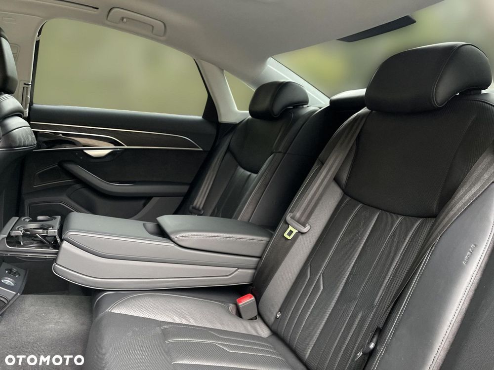 Audi A8 - 27