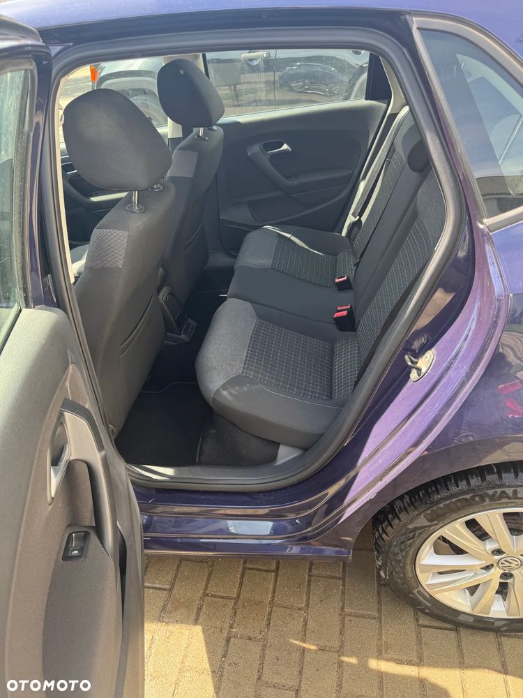 Volkswagen Polo 1.4 TDI Blue Motion - 12