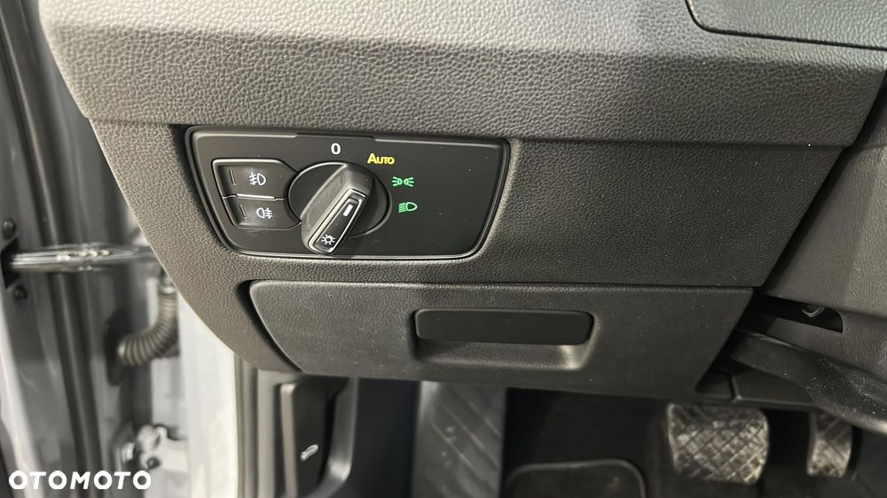 Volkswagen Passat Variant 2.0 TDI EVO Business DSG - 27