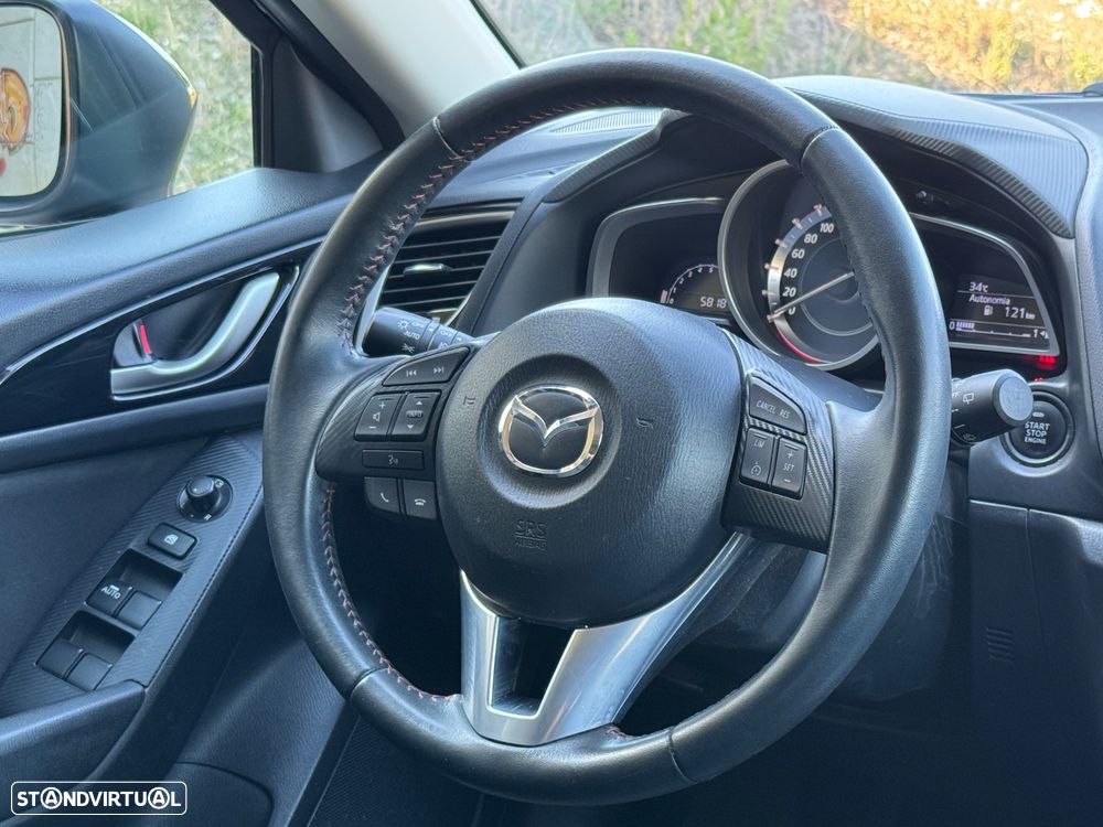 Mazda 3 Hatchback 1.5 Sky-G Evolve Navi - 12
